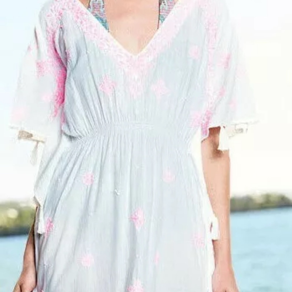 Letarte Popcorn White Gray Embroidered Poncho Tunic Swimsuit Cover Up Dress S